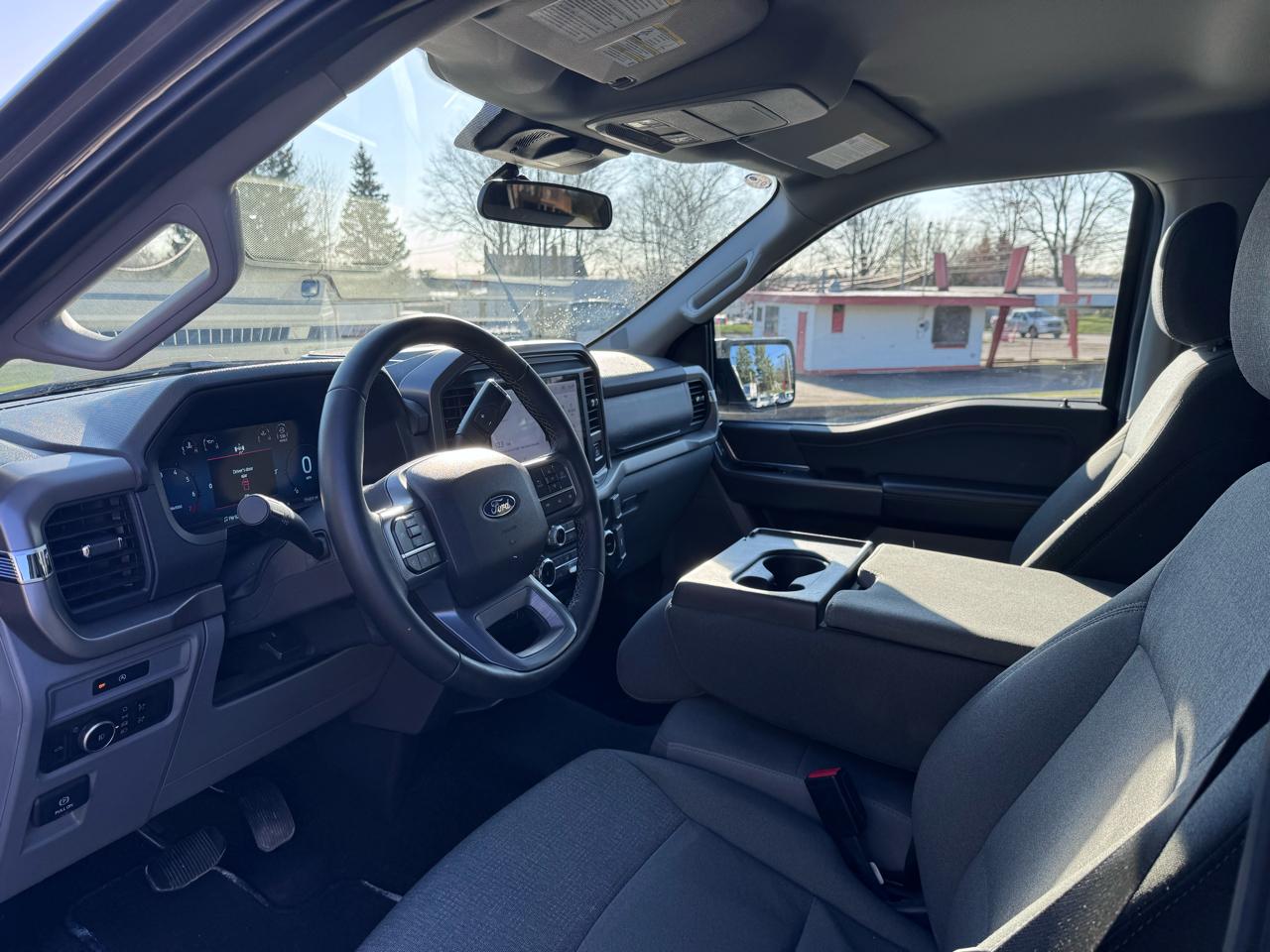 Ford F-150 XLT 4WD SuperCrew 5.5' Box 2025