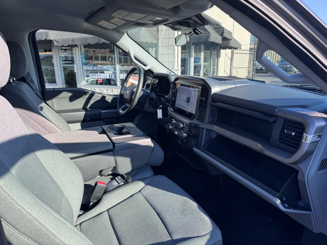 Ford F-150 XLT 4WD SuperCrew 5.5' Box 2025