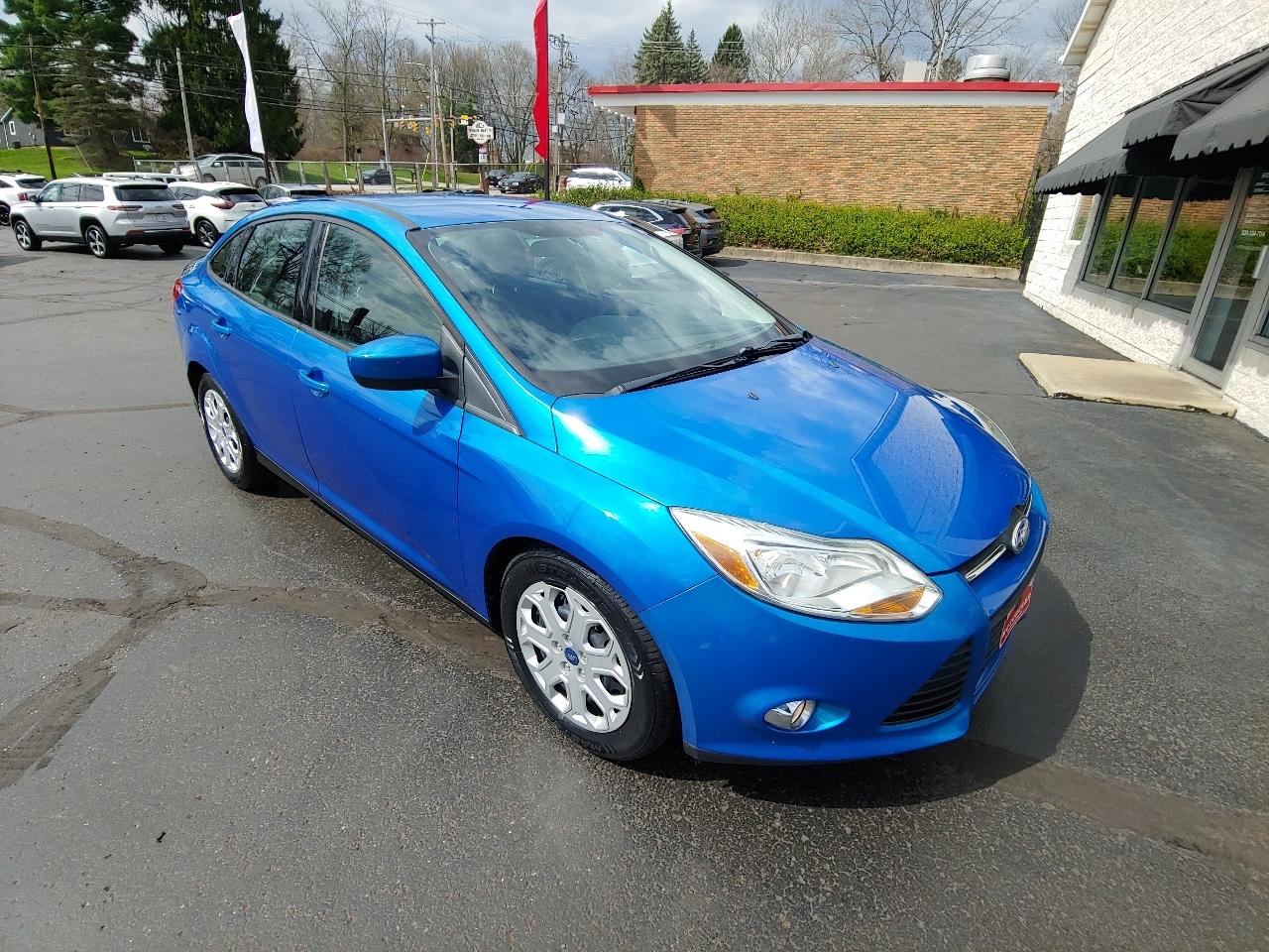 Ford Focus 4dr Sdn SE 2012