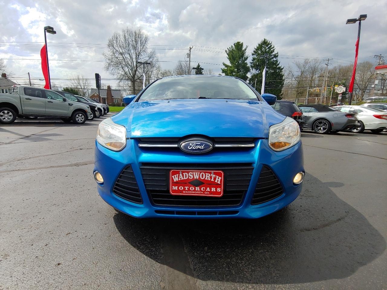 Ford Focus 4dr Sdn SE 2012