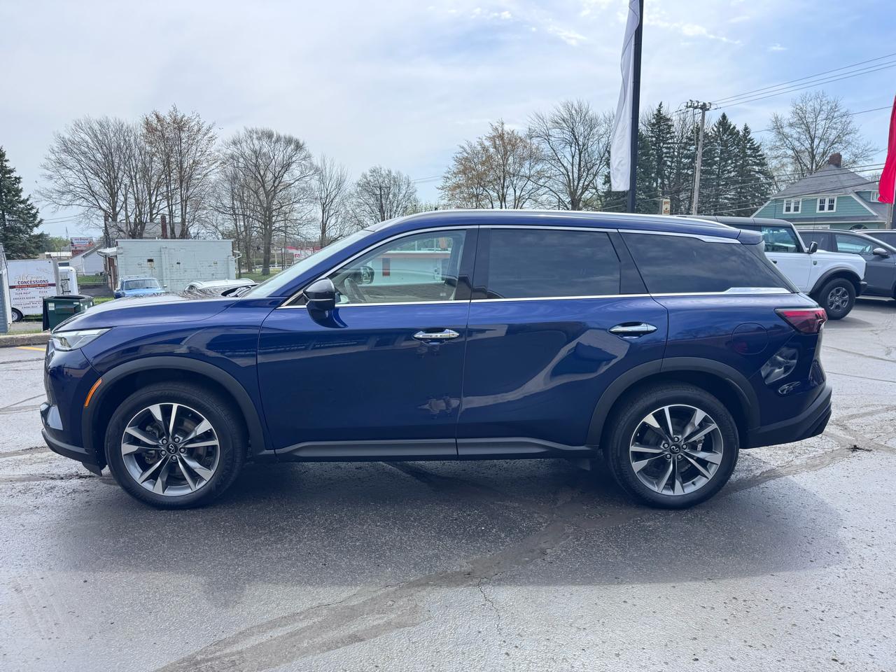 Infiniti QX60 LUXE AWD 2023