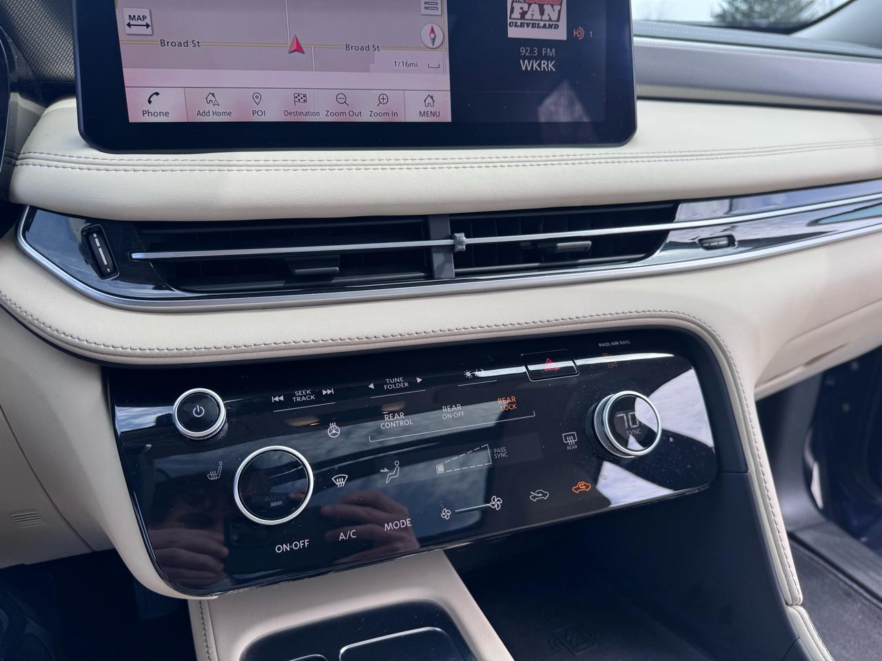 Infiniti QX60 LUXE AWD 2023