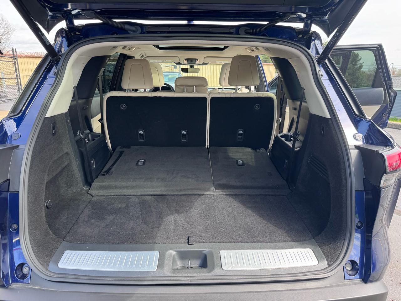 Infiniti QX60 LUXE AWD 2023