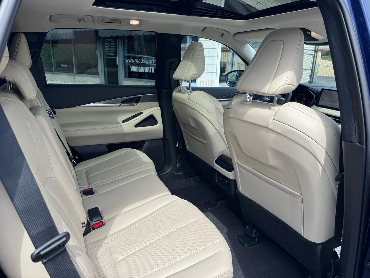 Infiniti QX60 LUXE AWD 2023