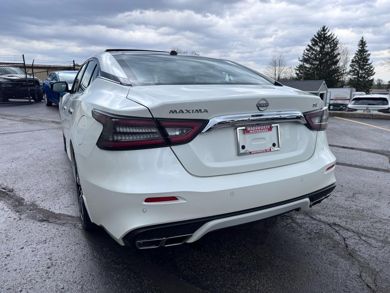 Nissan Maxima SL Sedan 2023