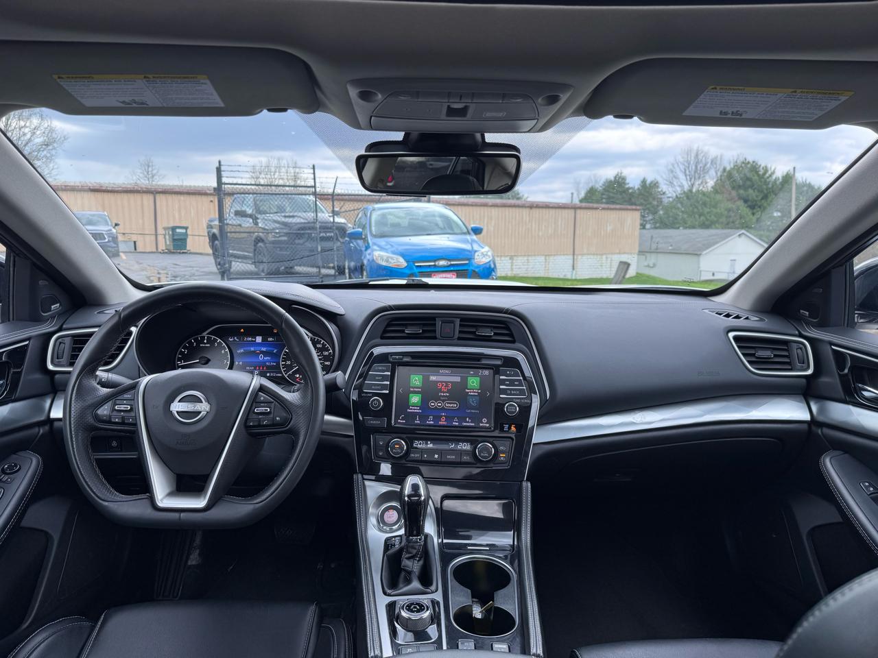 Nissan Maxima SL Sedan 2023