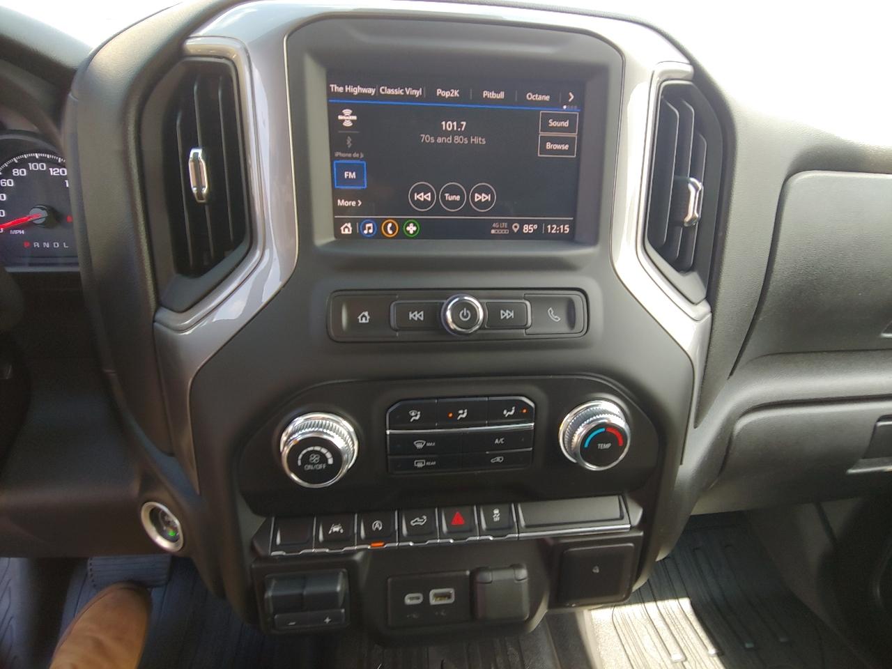 GMC Sierra 1500 4WD Crew Cab 157" Pro 2024