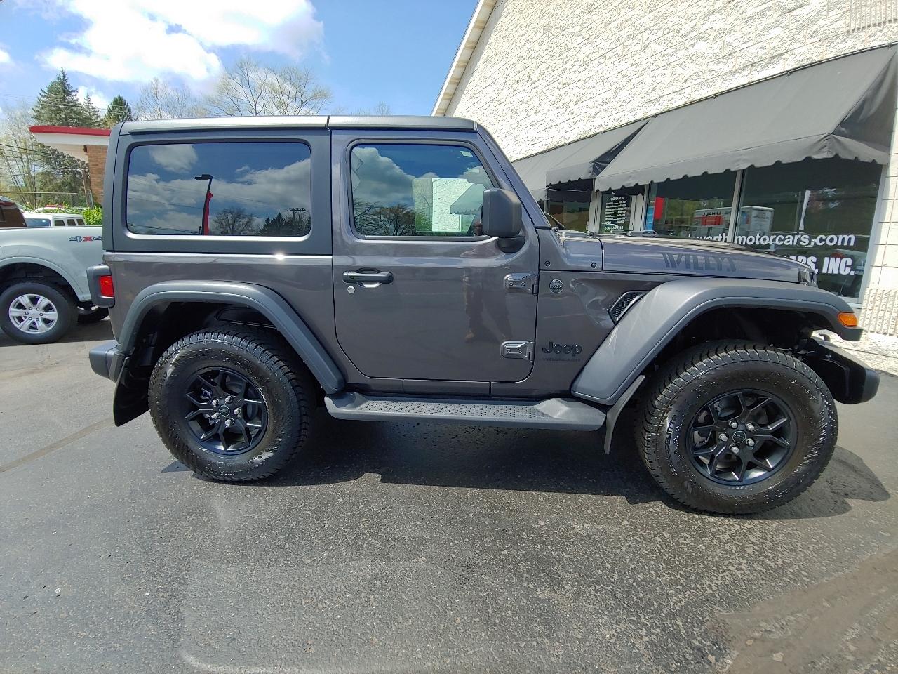 Jeep Wrangler Willys 2 Door 4x4 2025