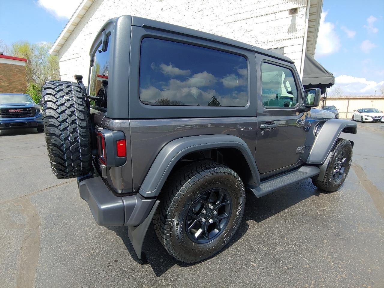 Jeep Wrangler Willys 2 Door 4x4 2025