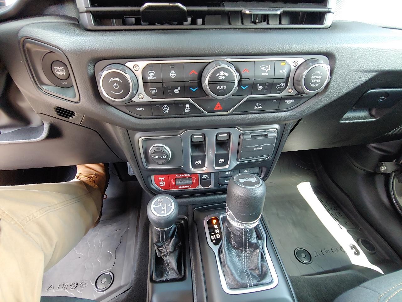 Jeep Wrangler Willys 2 Door 4x4 2025