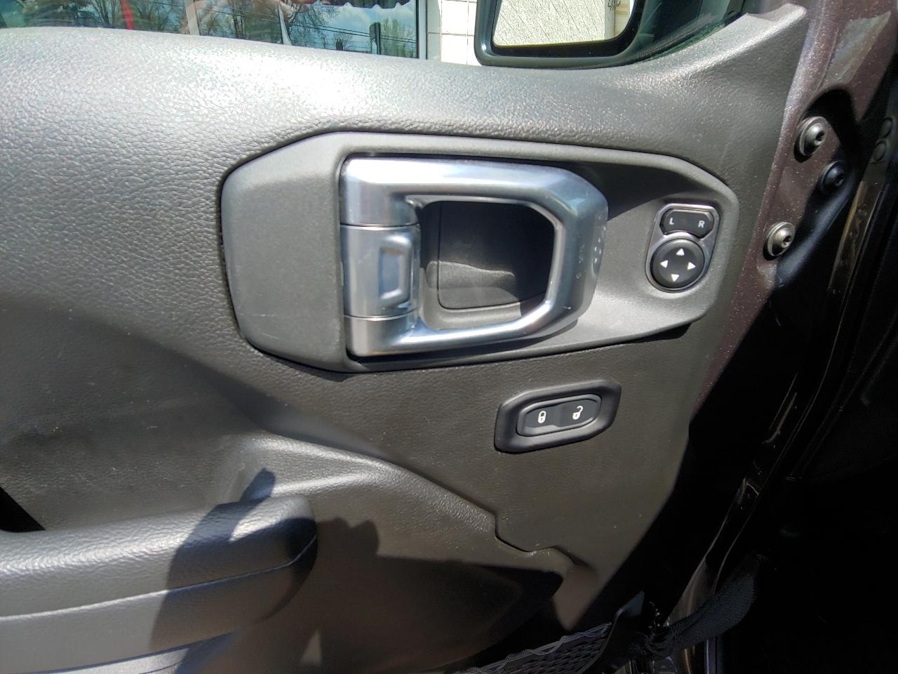 Jeep Wrangler Willys 2 Door 4x4 2025