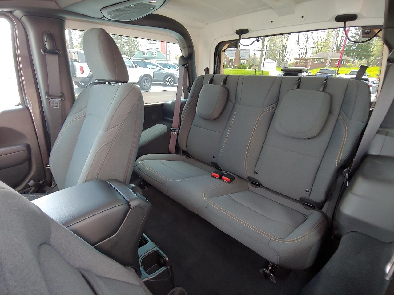 Jeep Wrangler Willys 2 Door 4x4 2025