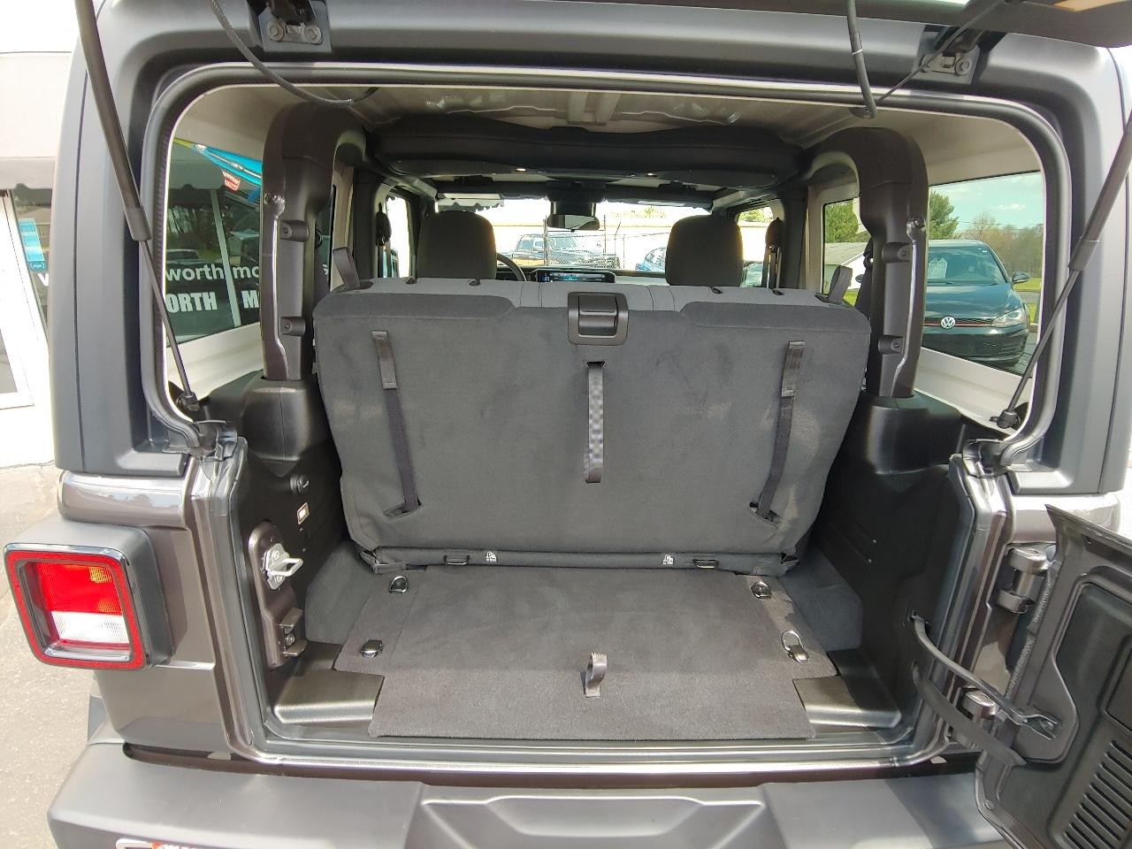 Jeep Wrangler Willys 2 Door 4x4 2025