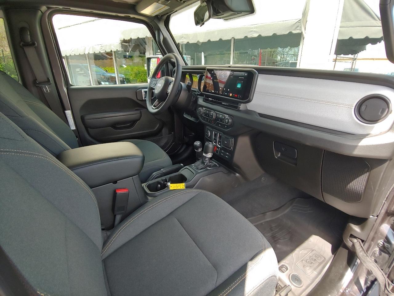 Jeep Wrangler Willys 2 Door 4x4 2025