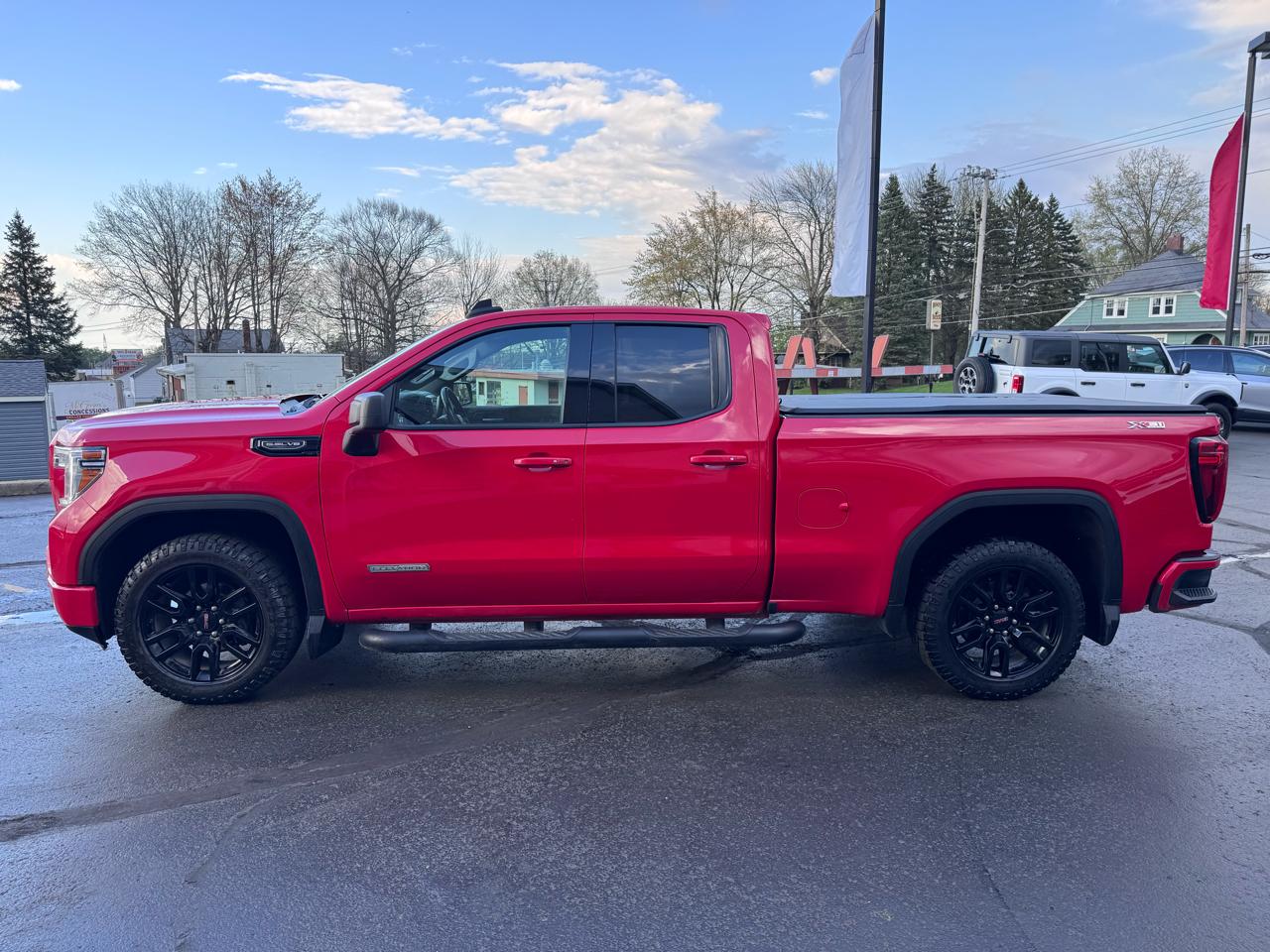 GMC Sierra 1500 Limited 4WD Double Cab 147" Elevation 2022