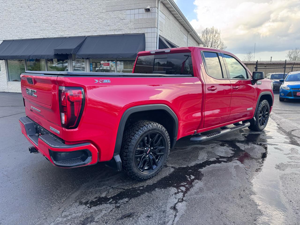 GMC Sierra 1500 Limited 4WD Double Cab 147" Elevation 2022
