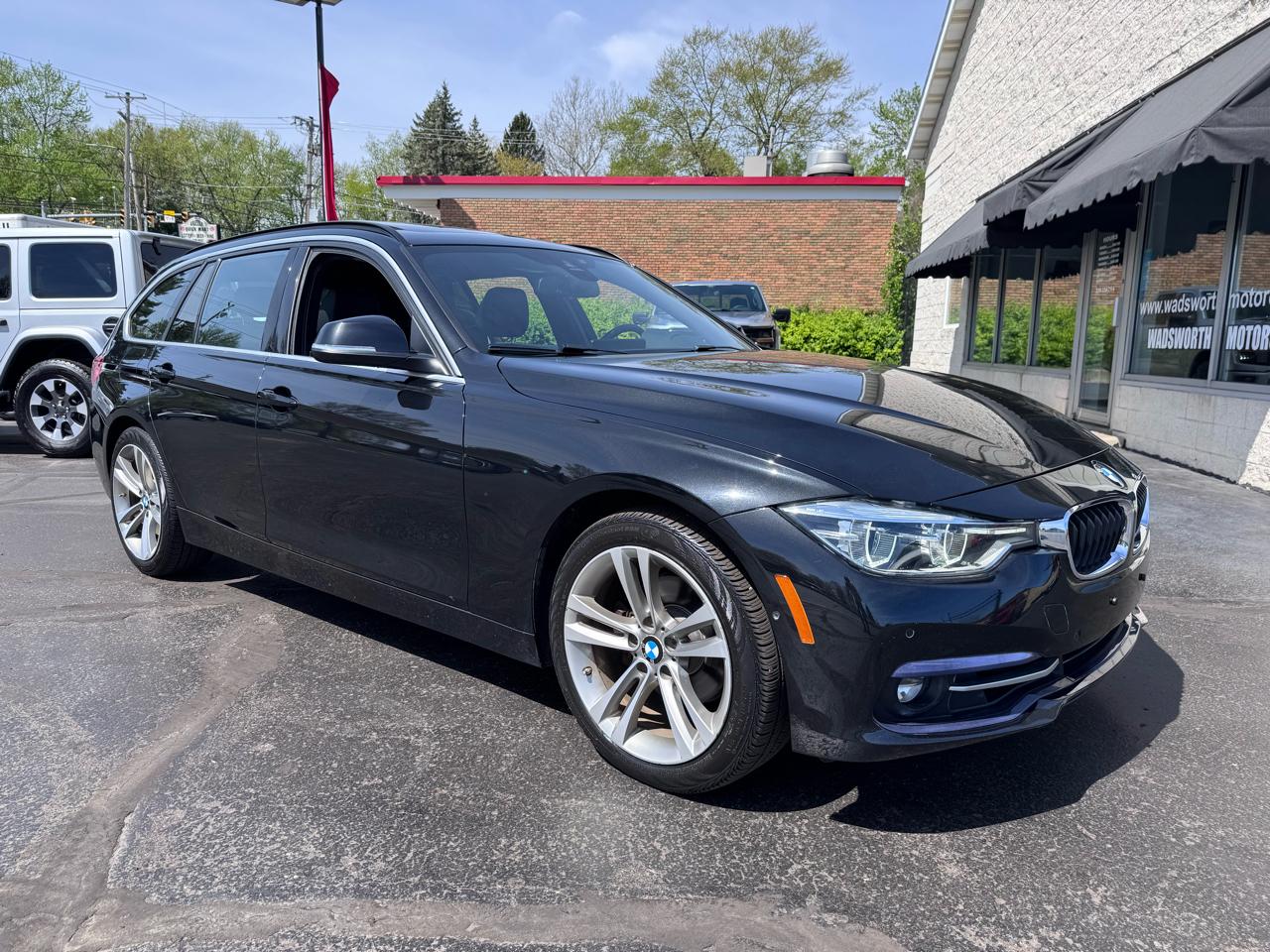 BMW 3 Series 330i xDrive Sports Wagon 2017