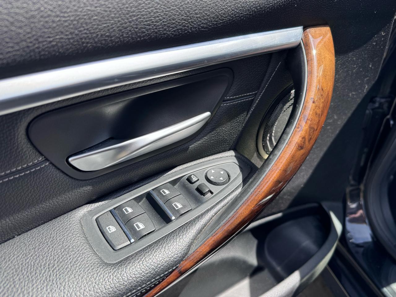 BMW 3 Series 330i xDrive Sports Wagon 2017