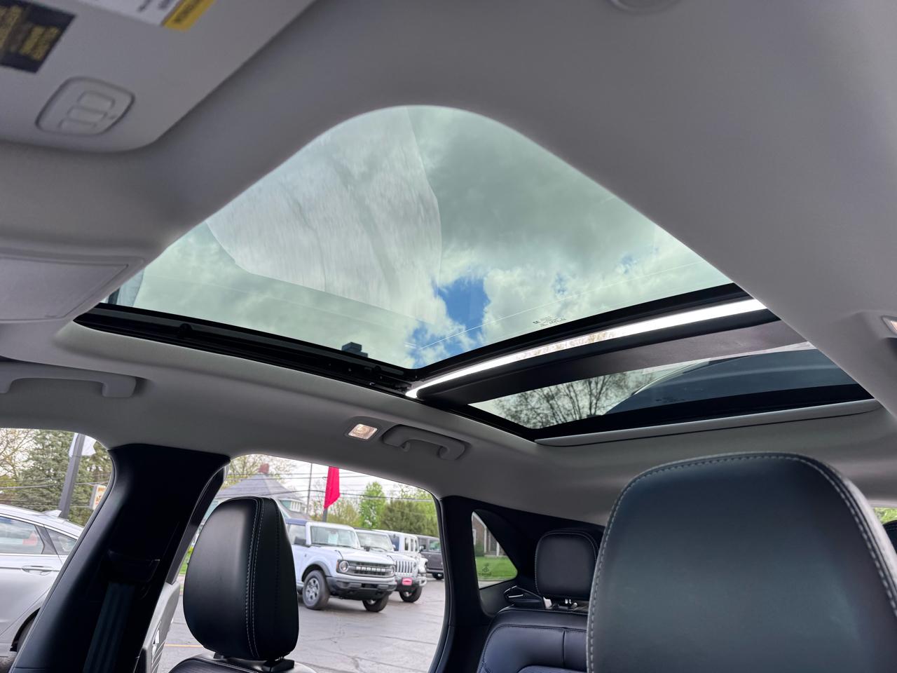 Ford Escape Platinum AWD 2023
