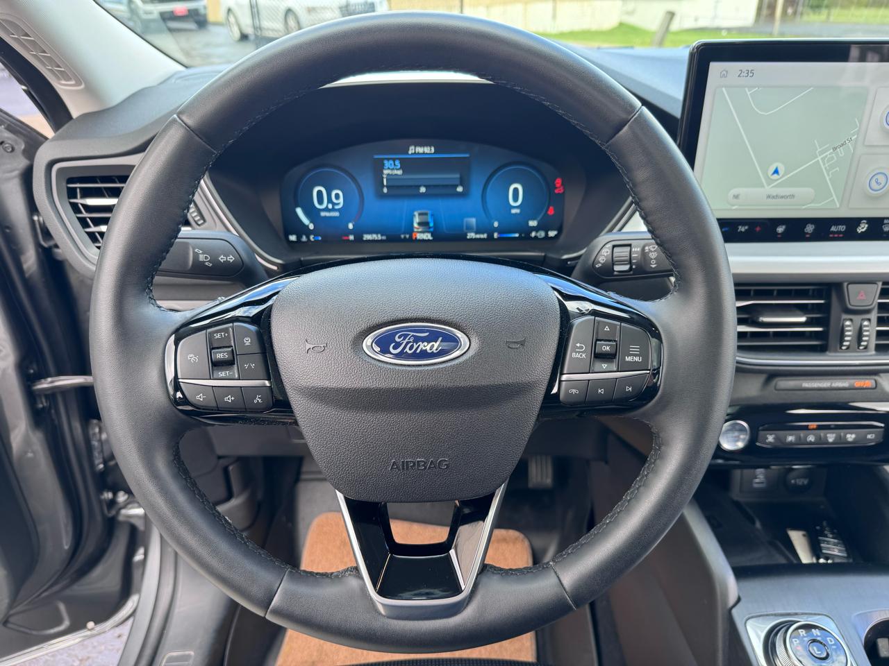 Ford Escape Platinum AWD 2023