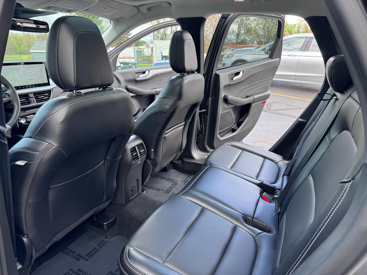 Ford Escape Platinum AWD 2023