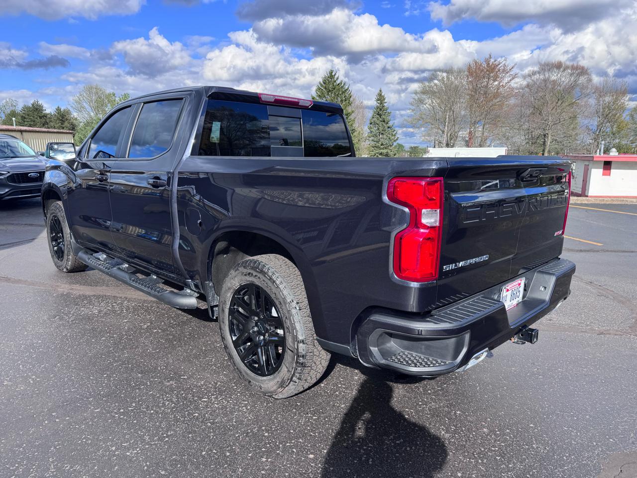 Chevrolet Silverado 1500 4WD Crew Cab 147" RST 2024