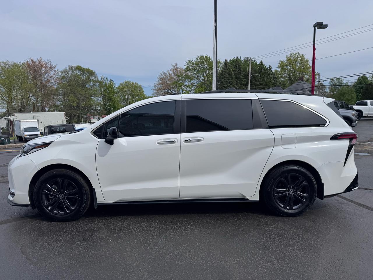 Toyota Sienna Platinum AWD 7-Passenger (Natl) 2024