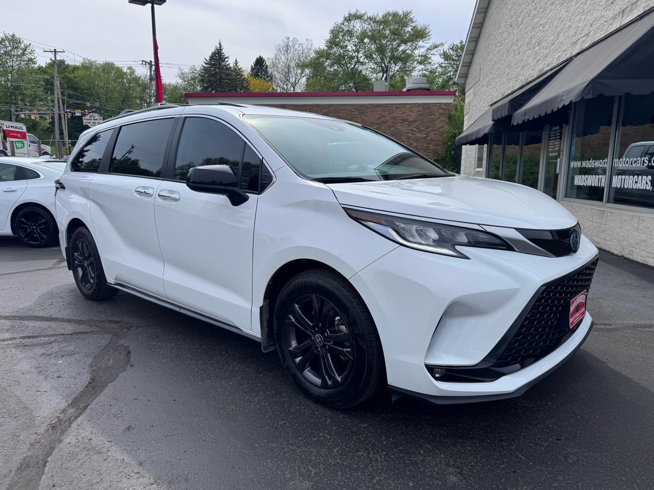 Toyota Sienna Platinum AWD 7-Passenger (Natl) 2024