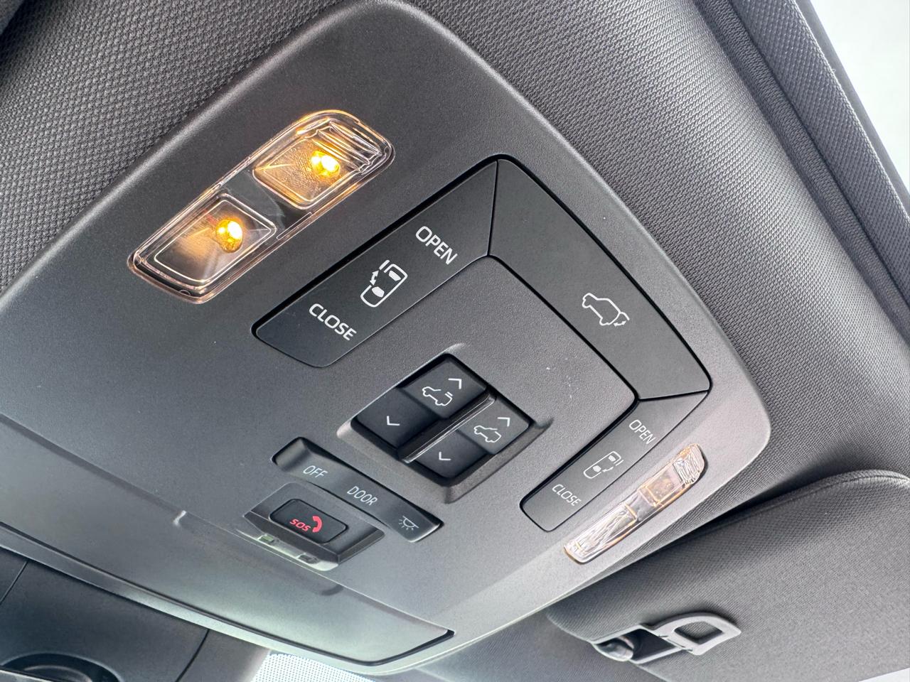 Toyota Sienna Platinum AWD 7-Passenger (Natl) 2024