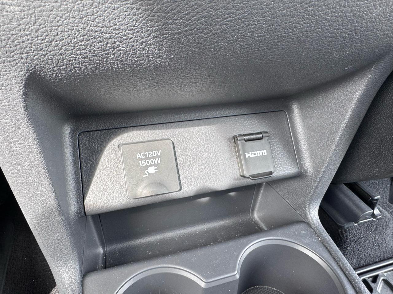Toyota Sienna Platinum AWD 7-Passenger (Natl) 2024