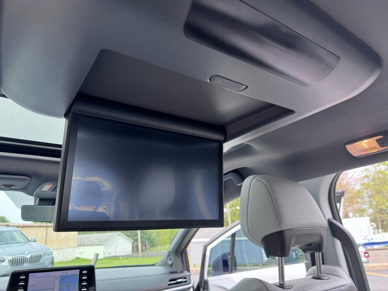 Toyota Sienna Platinum AWD 7-Passenger (Natl) 2024