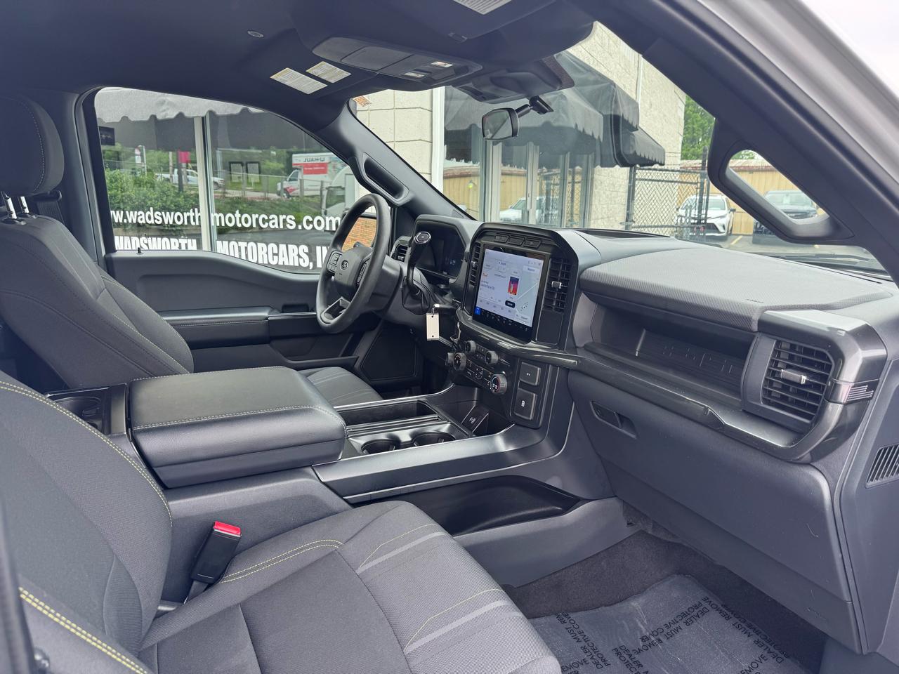 Ford F-150 STX 2024