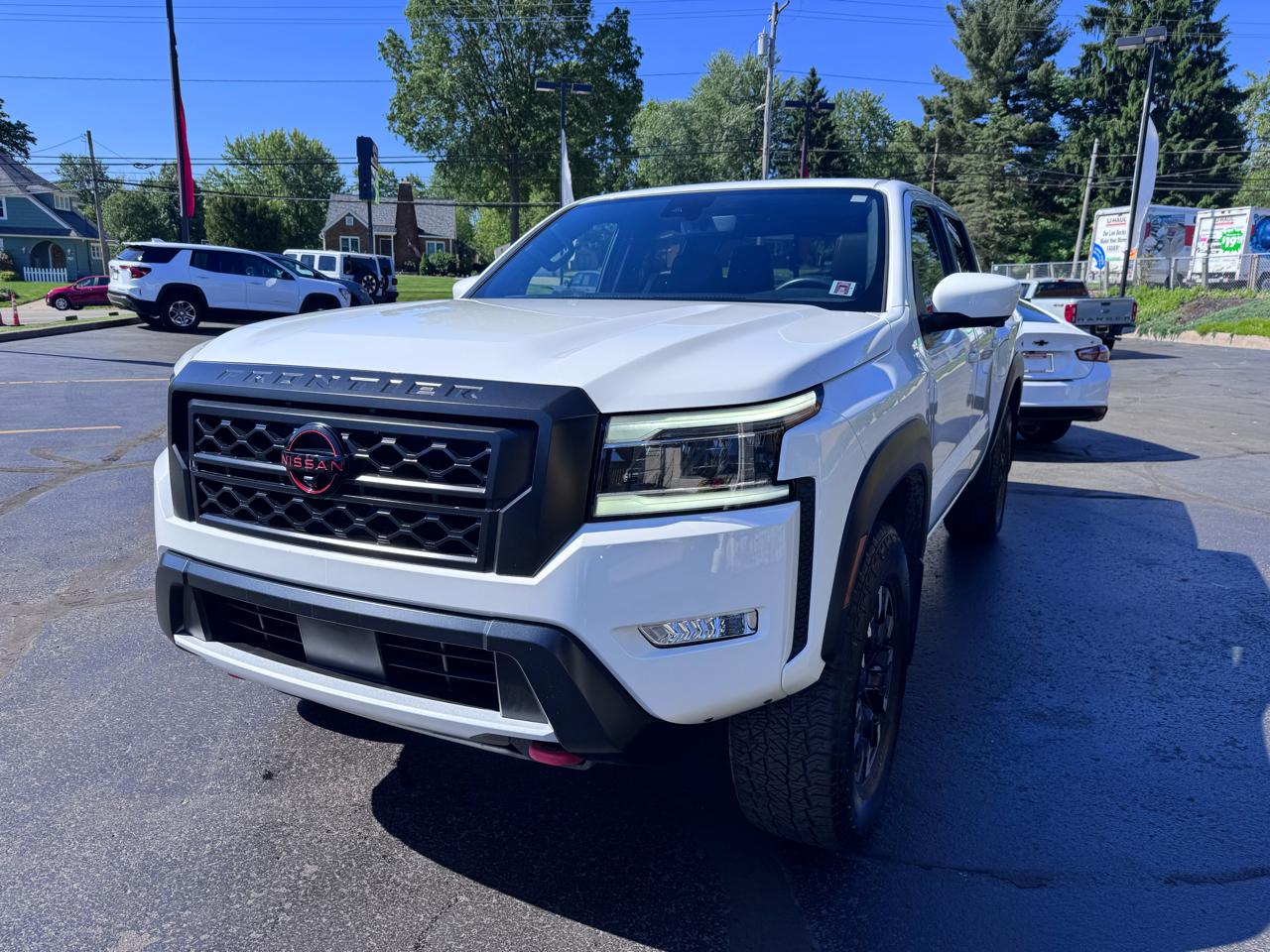 Nissan Frontier Crew Cab 4x4 PRO-4X Auto 2023