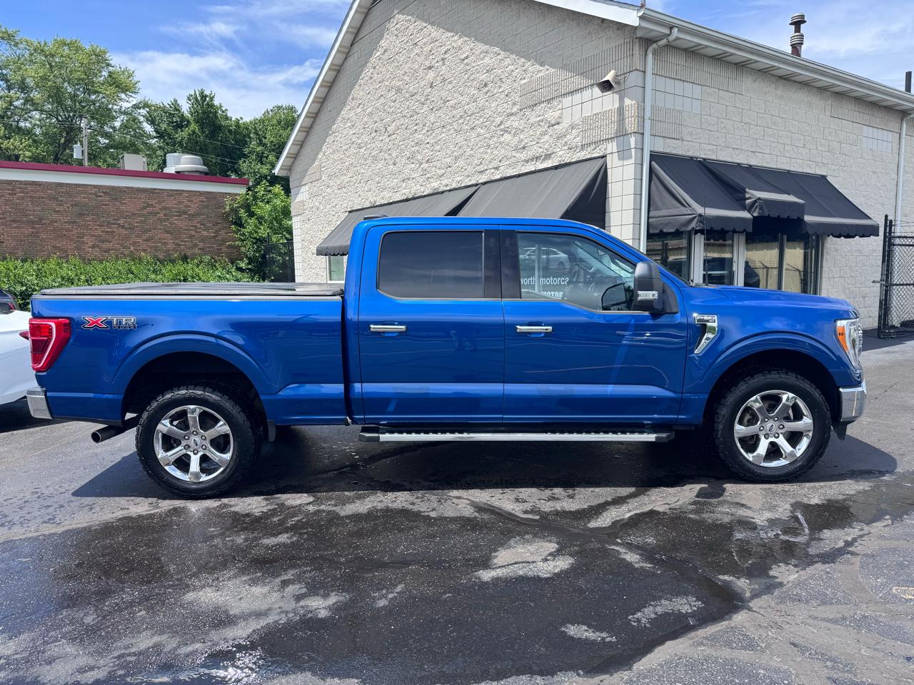 Ford F-150 XLT 4WD SuperCrew 5.5' Box 2023