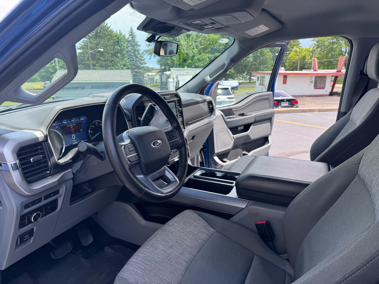Ford F-150 XLT 4WD SuperCrew 5.5' Box 2023