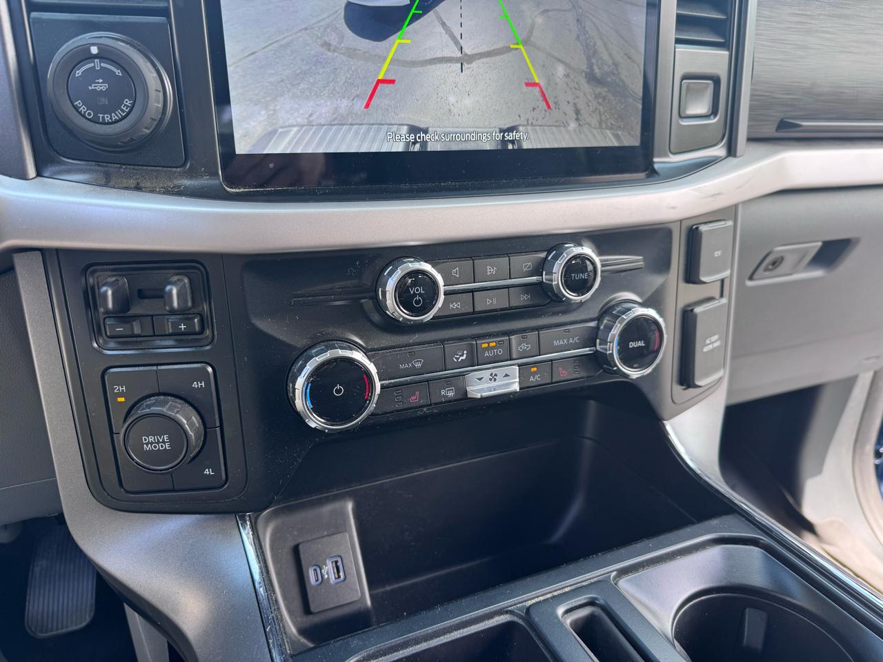 Ford F-150 XLT 4WD SuperCrew 5.5' Box 2023