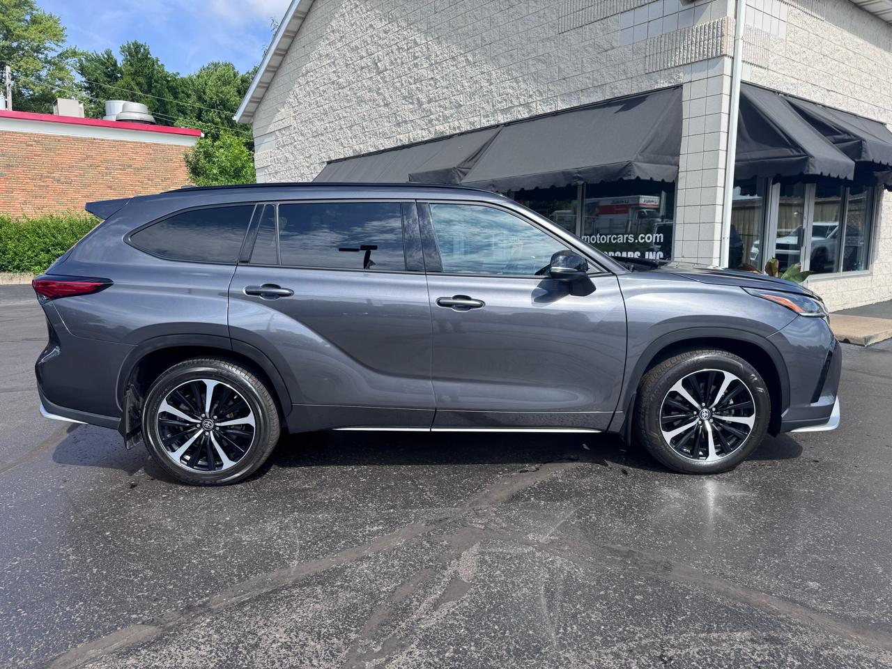 Toyota Highlander XSE AWD (Natl) 2022