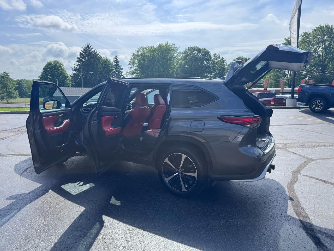 Toyota Highlander XSE AWD (Natl) 2022