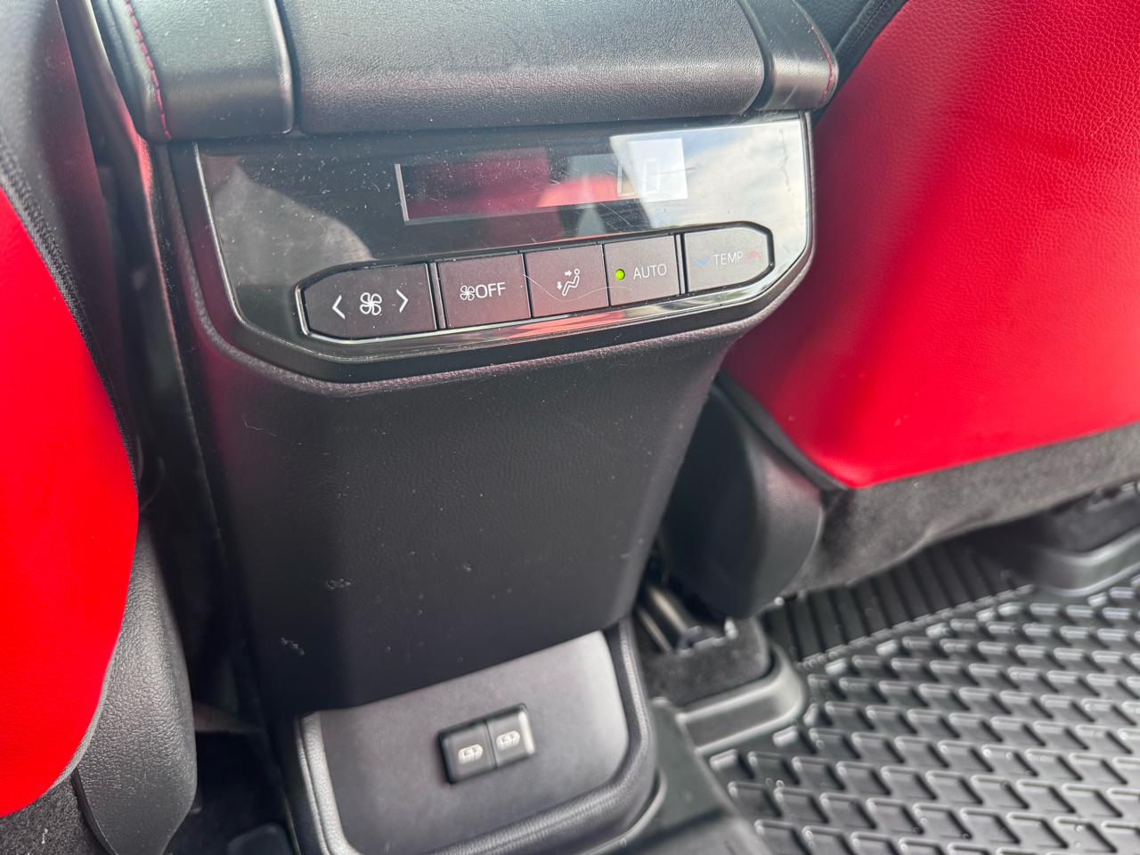 Toyota Highlander XSE AWD (Natl) 2022