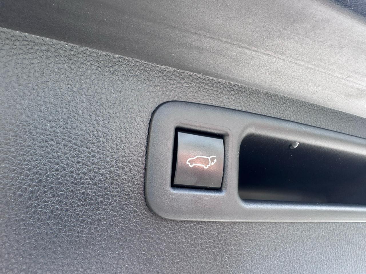 Toyota Highlander XSE AWD (Natl) 2022