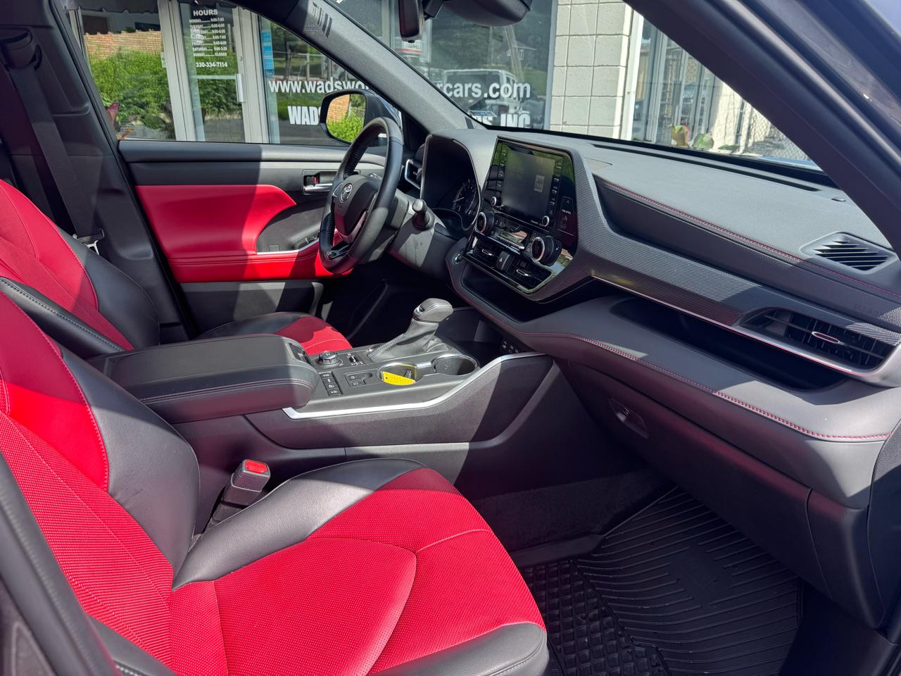 Toyota Highlander XSE AWD (Natl) 2022