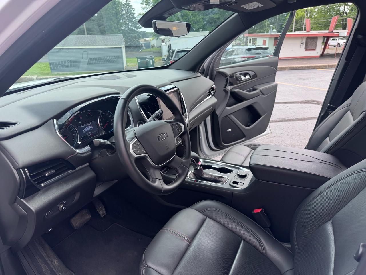 Chevrolet Traverse AWD 4dr RS 2023