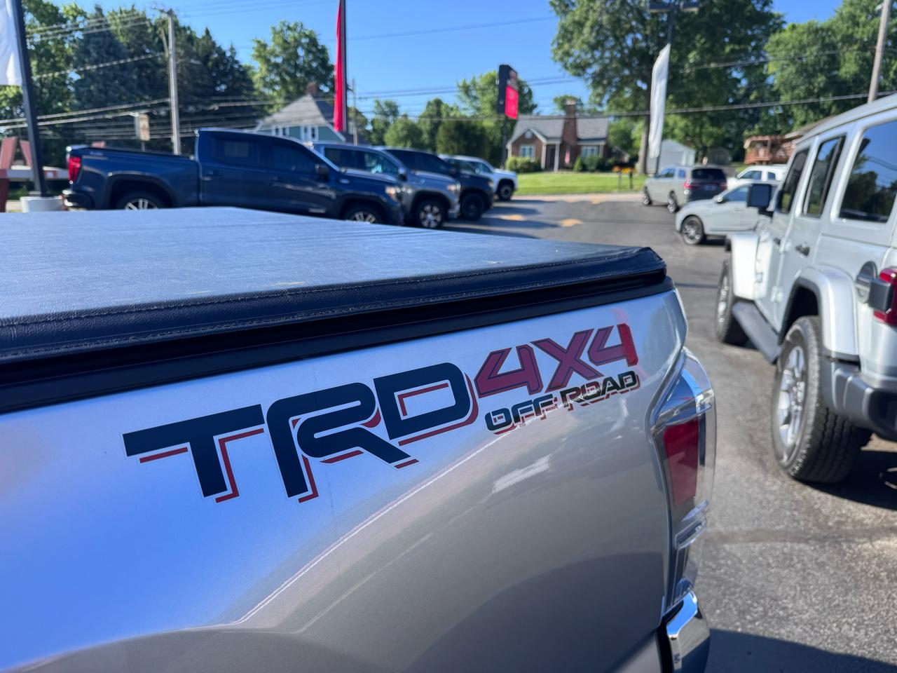 Toyota Tacoma 4WD TRD Off Road Double Cab 5' Bed V6 MT (Natl) 2023