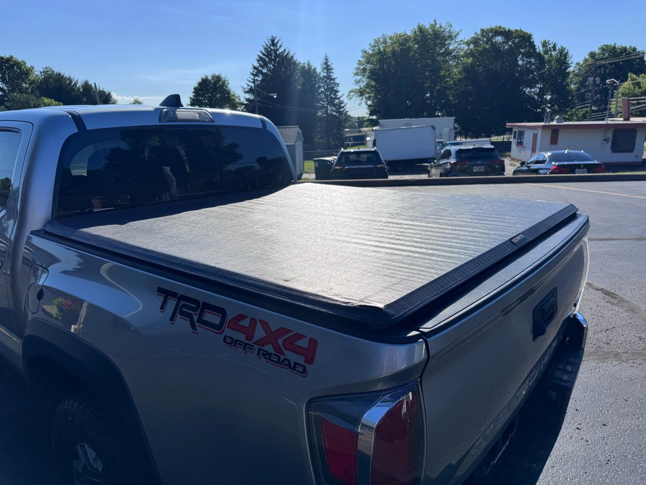 Toyota Tacoma 4WD TRD Off Road Double Cab 5' Bed V6 MT (Natl) 2023