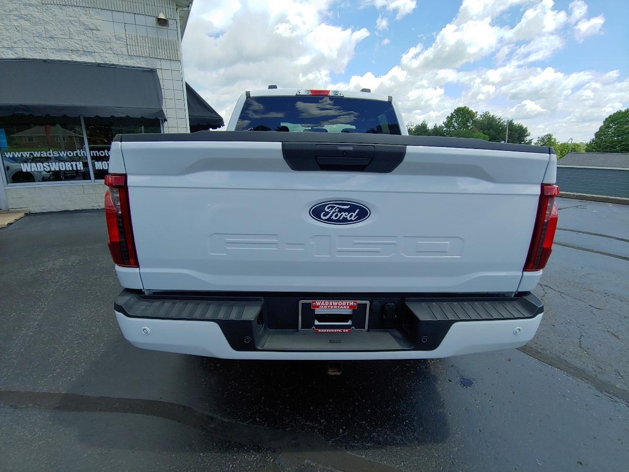 Ford F-150 2WD Reg Cab Flareside 126" STX 2025