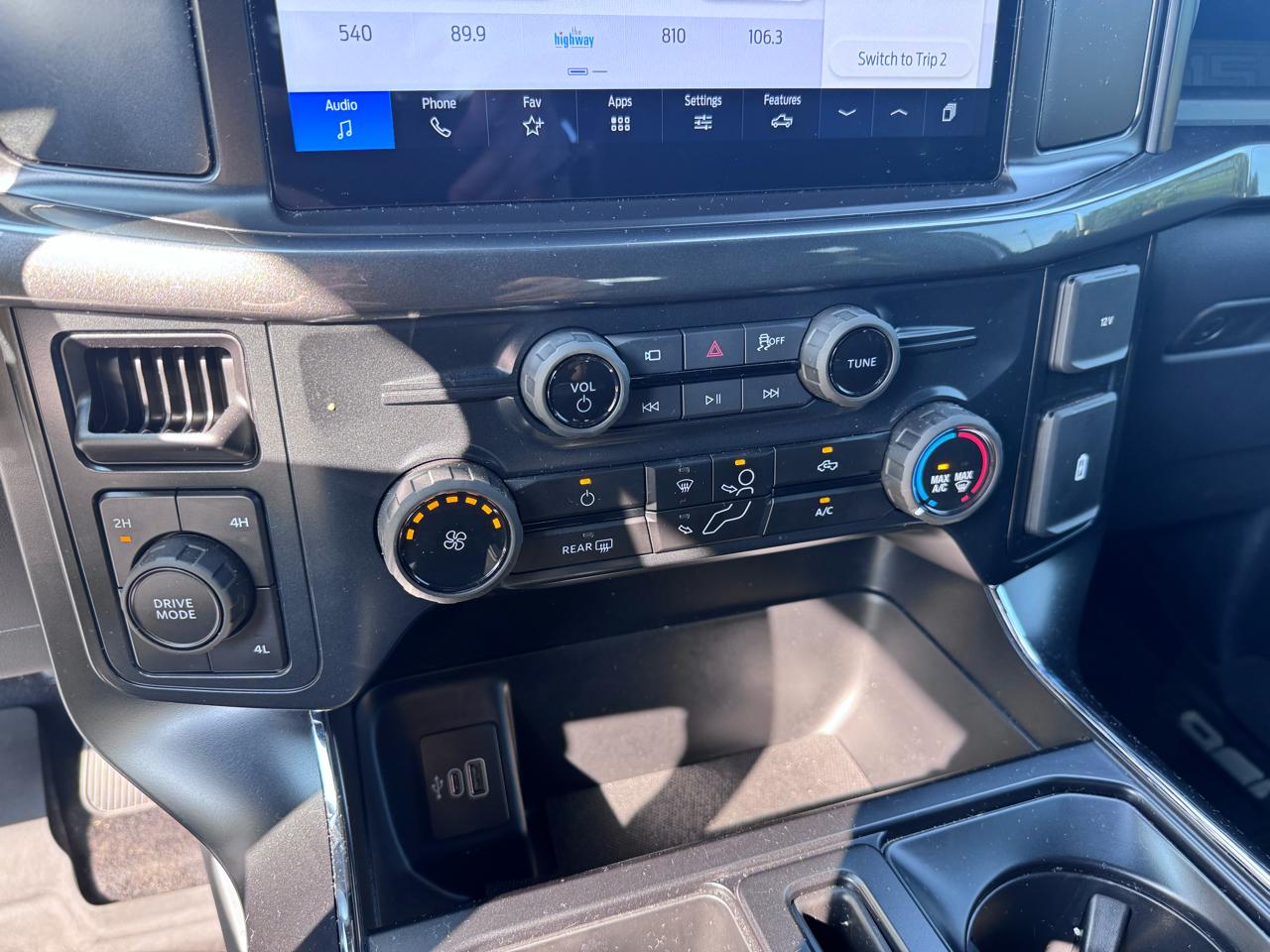 Ford F-150 4WD SuperCrew 145" STX 2025