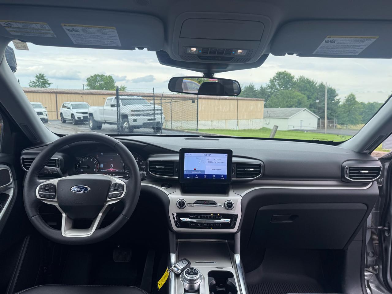 Ford Explorer 4dr XLT 4WD 2024