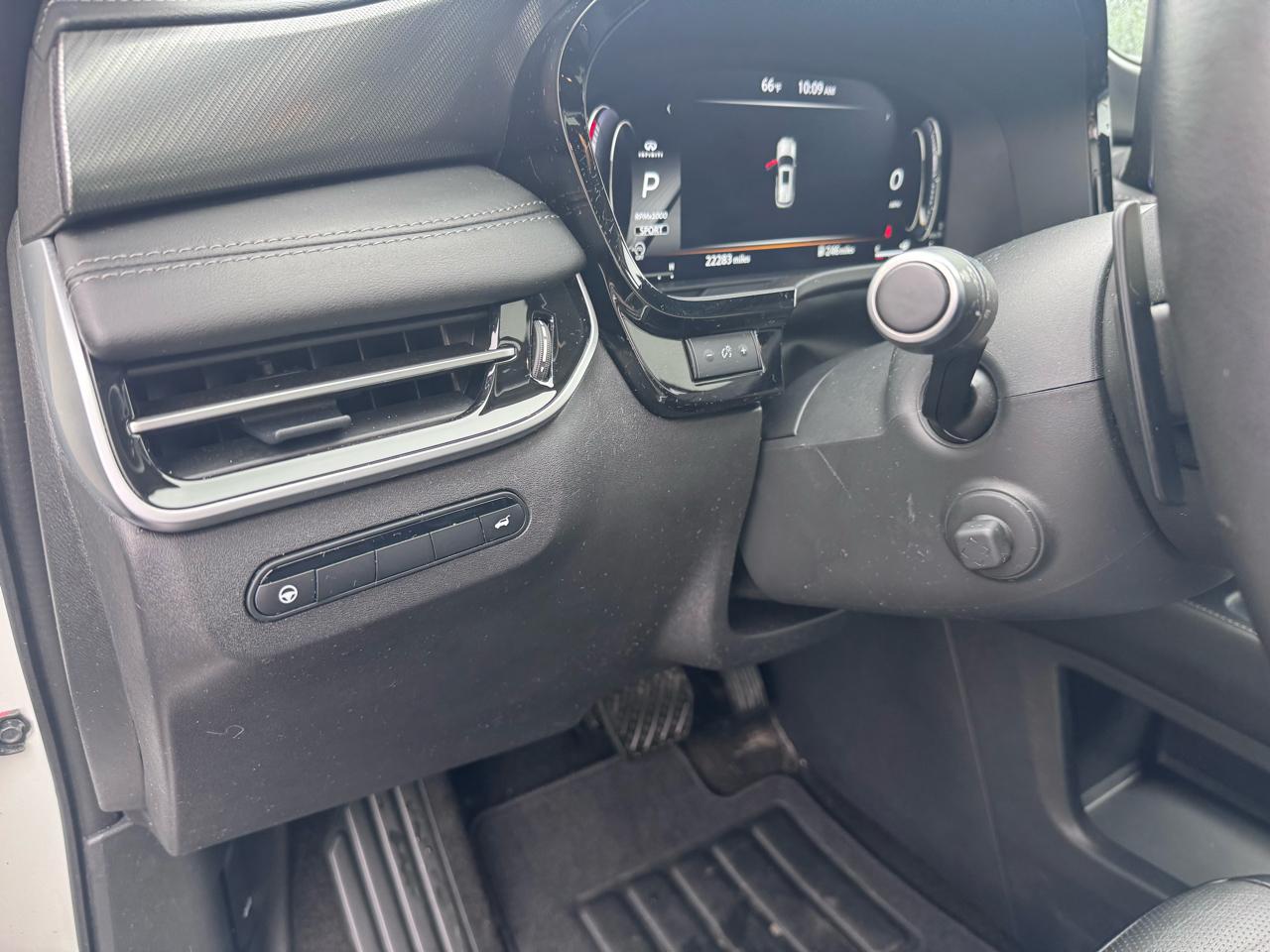 Infiniti QX60 LUXE AWD 2024