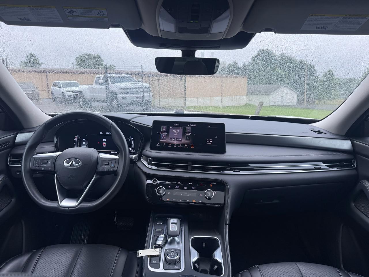 Infiniti QX60 LUXE AWD 2024
