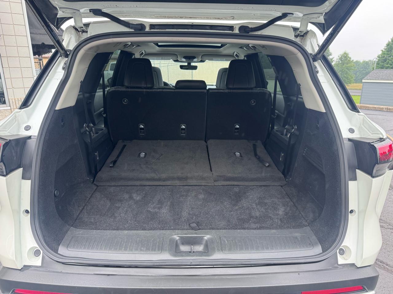 Infiniti QX60 LUXE AWD 2024